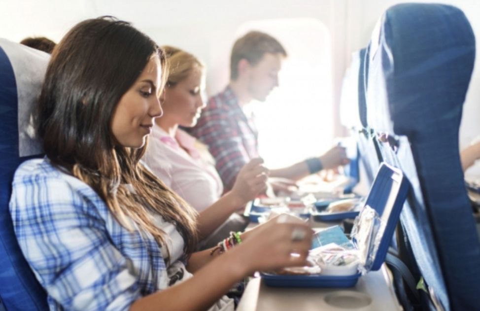 10 բան, որ չի կարելի անել թռիչքի ժամանակ