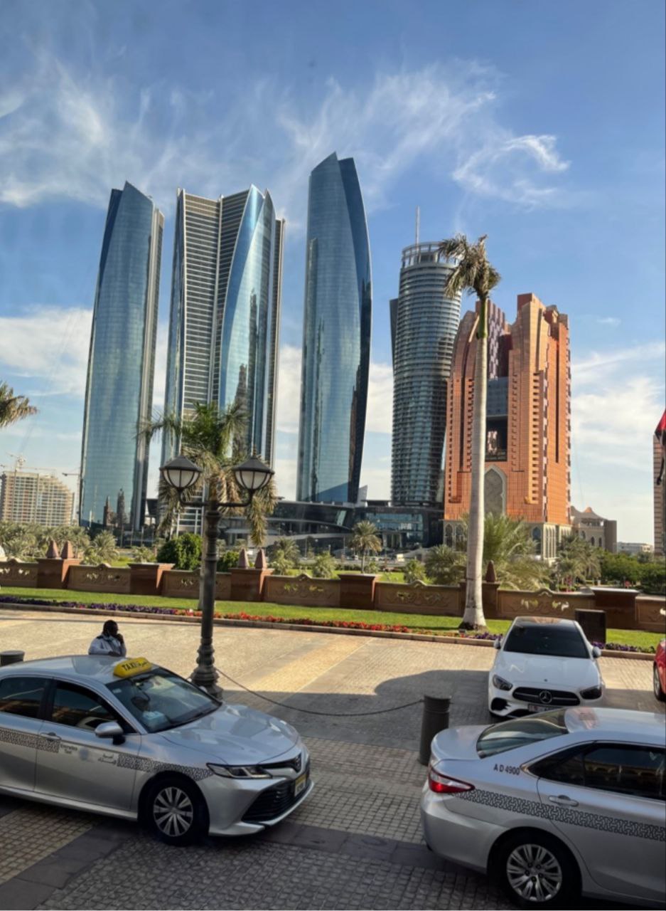 Հնարավո՞ր է շրջել Աբու Դաբիում