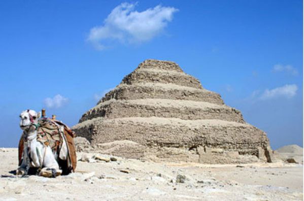 Եգիպտոս, Ջոսերի բուրգ