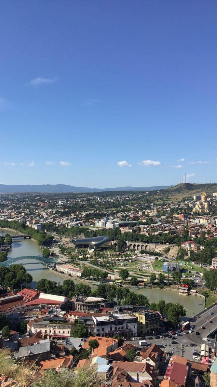 TBILISI (CITY VACATION + CULTURE)
