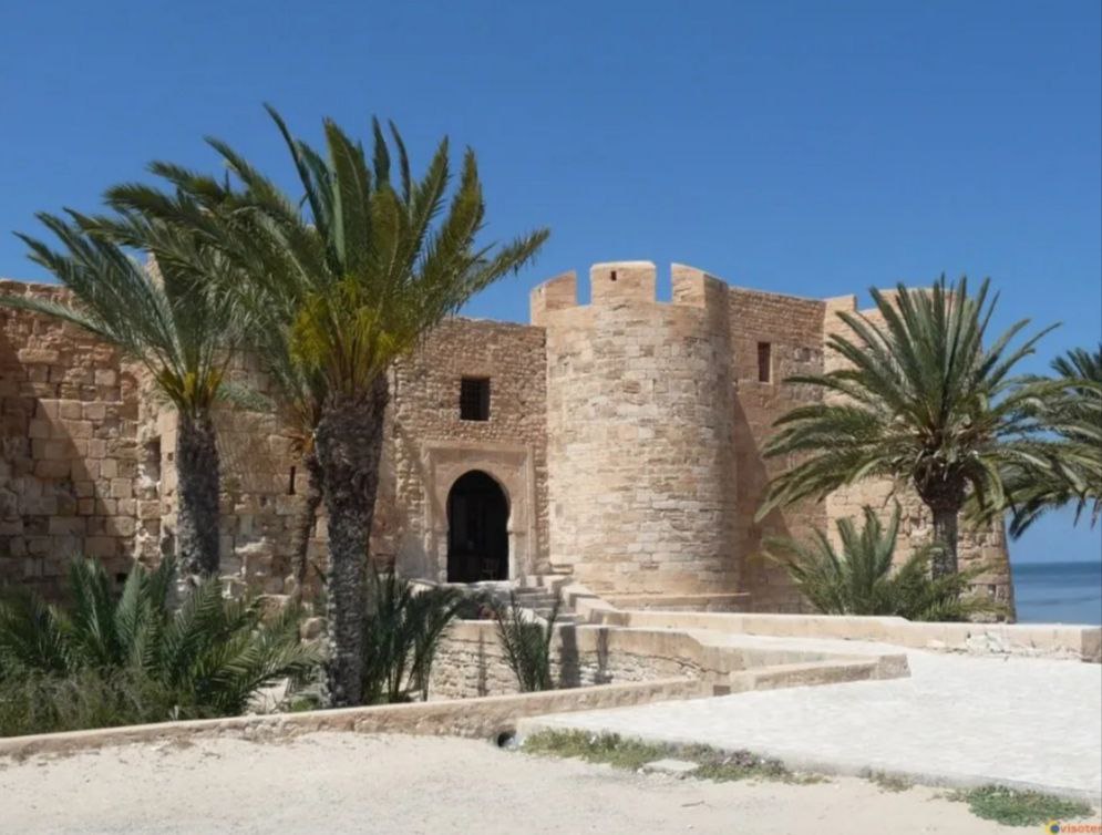 Ղազի Մուստաֆա (Բորջ էլ-Քեբիր) ամրոց,Թունիս 