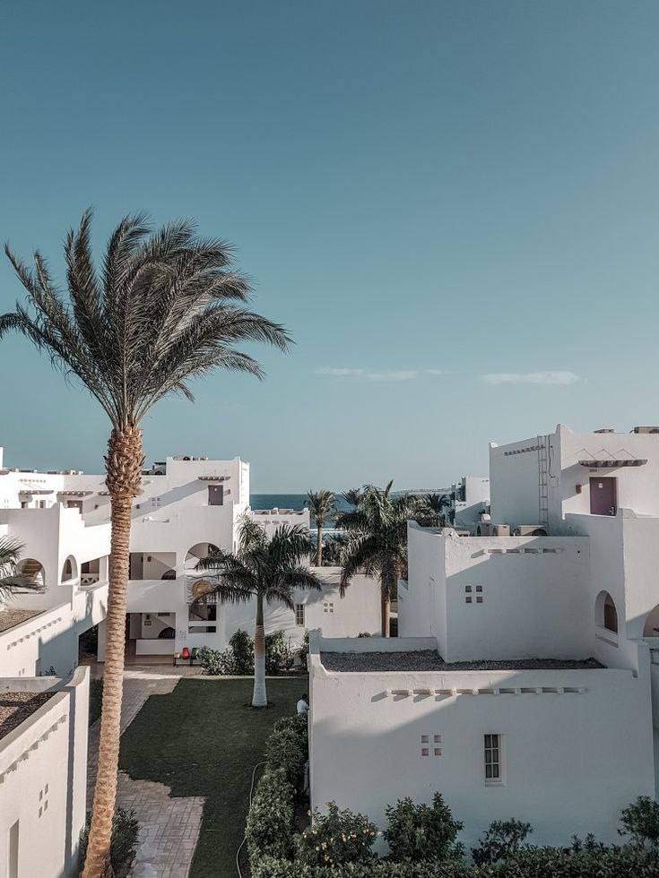 Hurghada, Egypt, it is hard to believe that this city was when the liba was a fishing city, but it was about 25 years ago