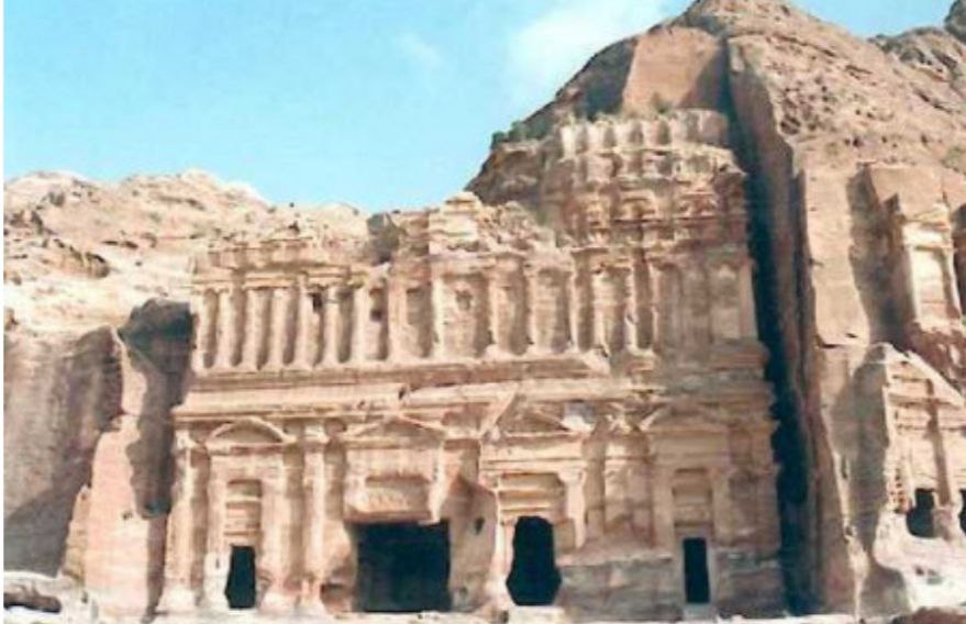 Petra, one of the most eminified cities of embroidery