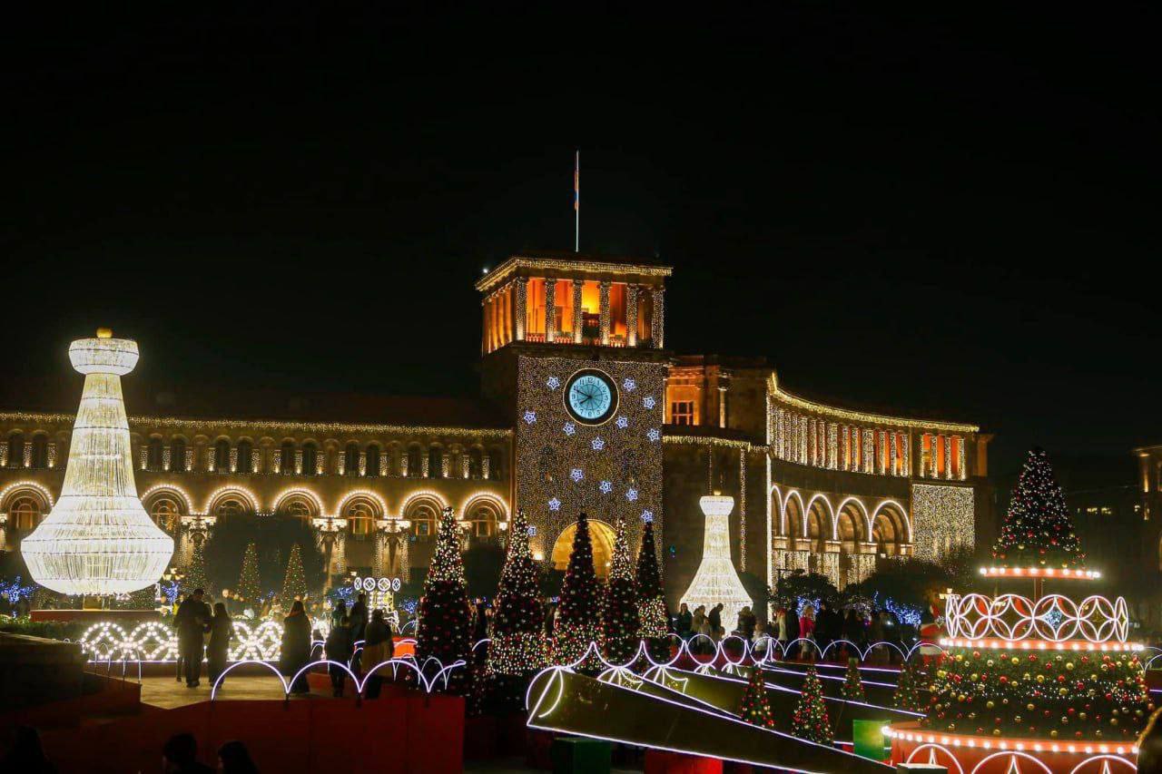 Երևան, թող աշխարհը տեսնի, մեր ամանորյա հեքիաթը