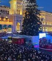 Տոնական Միլանը ամանորին